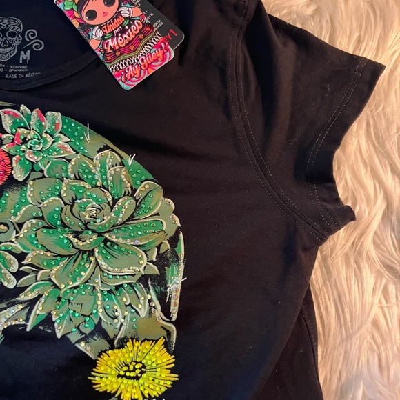 NWT’s Ay Guey floral succulent skull T shirt - Picture 8 of 11